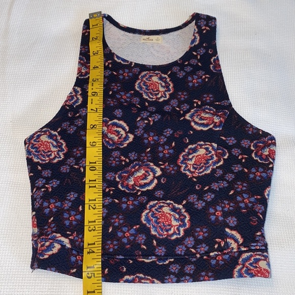 Hollister Matching Set sleeveless cropped top and skirt size XS - Picture 4 of 10